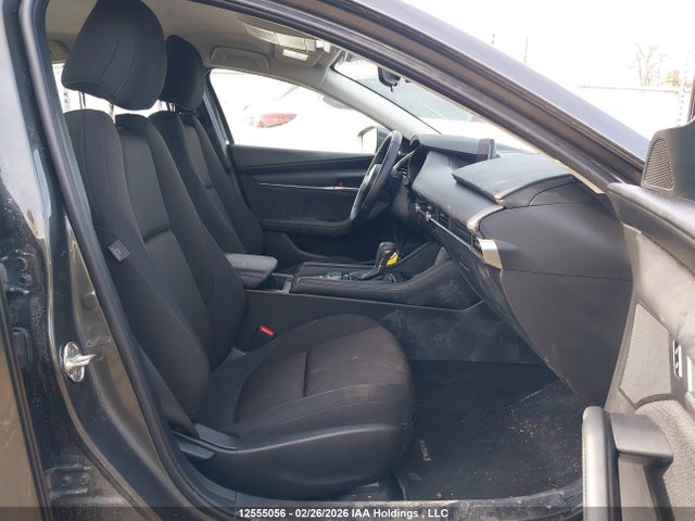 JM1BPACM0S1793936 Mazda 3 Preferred