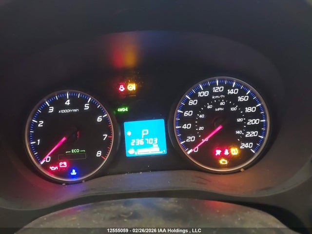 JA4AZ2A3XEZ602478 Mitsubishi Outlander Es