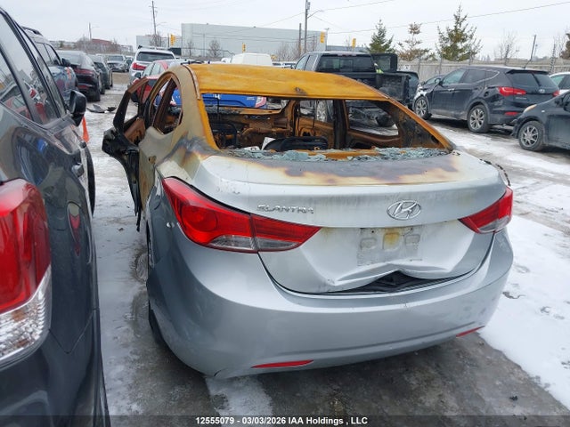 2013 Hyundai Elantra Gls/limited მანქანა იყიდება აუქციონზე, vin: 5NPDH4AE0DH259785, აუქციონის ნომერი: 12555079