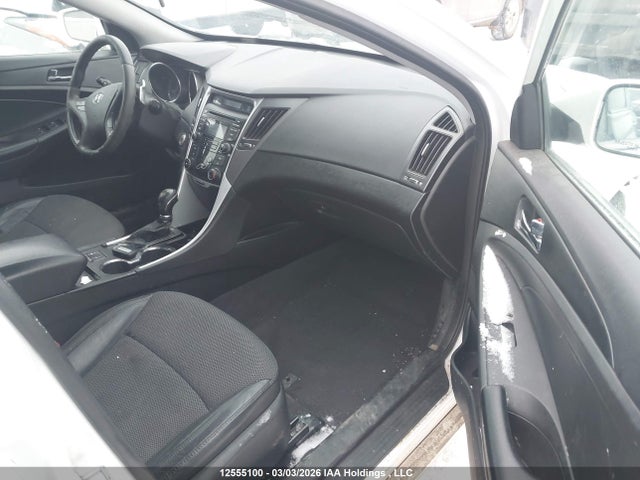 12555100 :رقم المزاد ، 5NPEC4AB5CH466390 vin ، 2012 Hyundai Sonata مزاد بيع