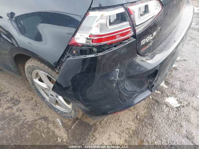 3VW817AU6FM042590 Volkswagen Golf 1.8 Tsi Trendline