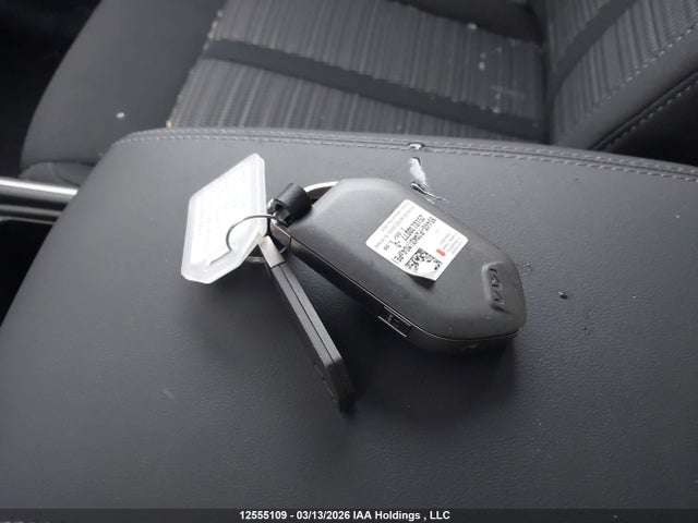 KNDRFDJG1T5471378 KIA SORENTO LX