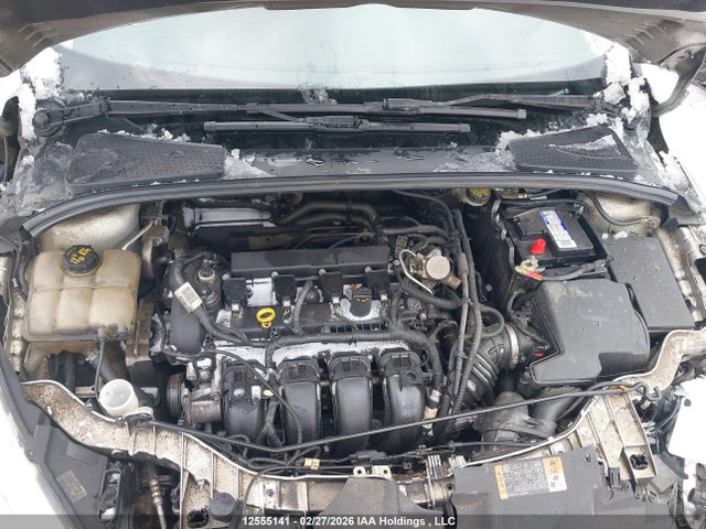 1FADP3K21GL400242 Ford FOCUS SE