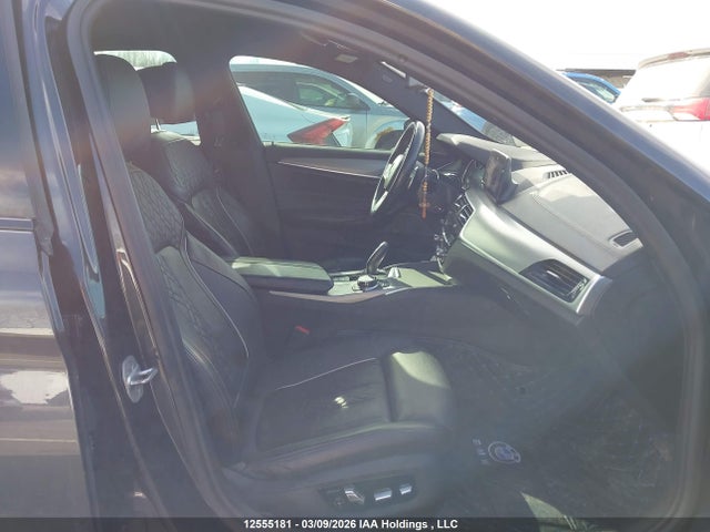 WBAJE7C53JWC55875 BMW 540i Xdrive