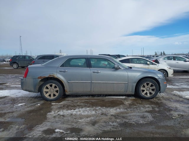 2006 Chrysler 300 მანქანა იყიდება აუქციონზე, vin: 2C3KA53G06H155281, აუქციონის ნომერი: 12555202