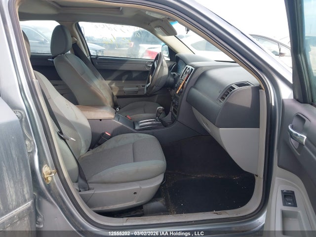2006 Chrysler 300 მანქანა იყიდება აუქციონზე, vin: 2C3KA53G06H155281, აუქციონის ნომერი: 12555202