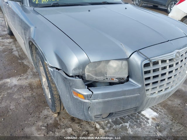 2006 Chrysler 300 მანქანა იყიდება აუქციონზე, vin: 2C3KA53G06H155281, აუქციონის ნომერი: 12555202