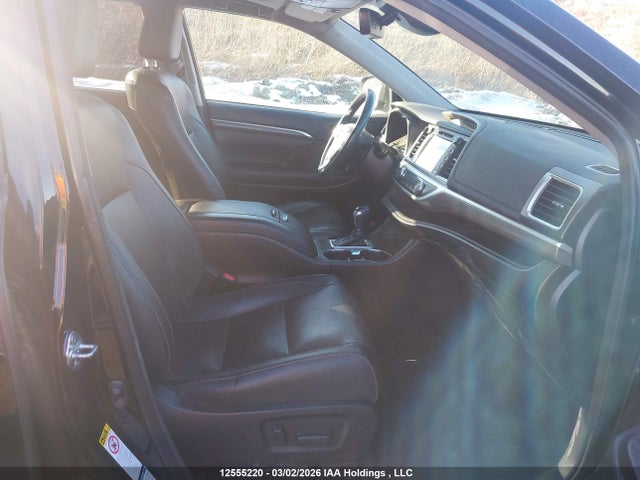 5TDDZRFH8JS839143 Toyota Highlander Limited