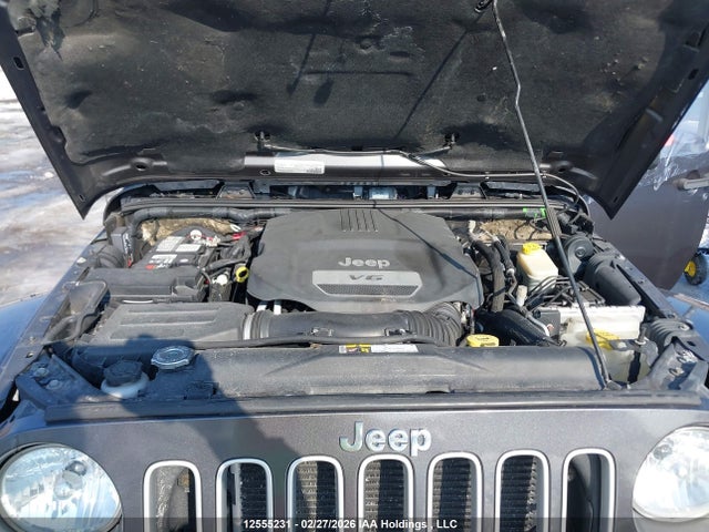 1C4BJWEG5GL242855 Jeep Wrangler Unlimited Sahara