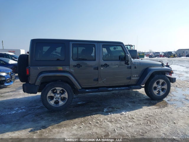1C4BJWEG5GL242855 Jeep Wrangler Unlimited Sahara