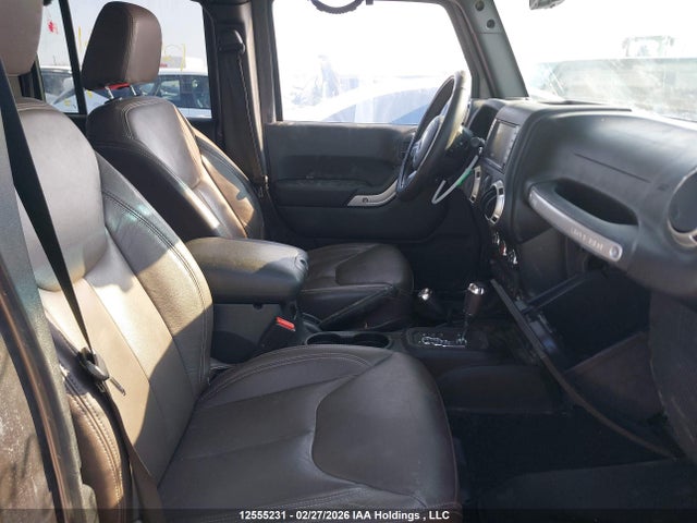 1C4BJWEG5GL242855 Jeep Wrangler Unlimited Sahara