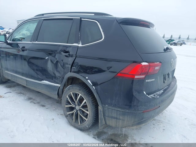 Продажа на аукционе авто 2020 Volkswagen Tiguan Se/sel, vin: 3VV2B7AX7LM023575, номер лота: 12555257