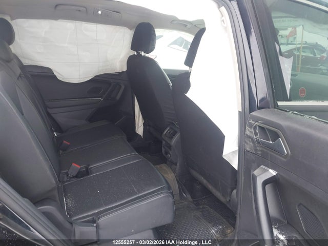 Продажа на аукционе авто 2020 Volkswagen Tiguan Se/sel, vin: 3VV2B7AX7LM023575, номер лота: 12555257
