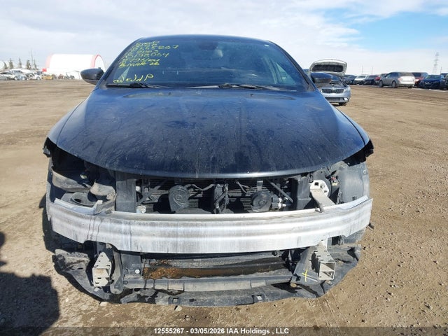 12555267 :رقم المزاد ، 1C3CCCBG2GN198064 vin ، 2016 Chrysler 200 S مزاد بيع