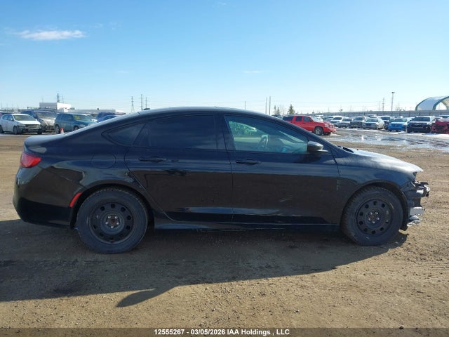 12555267 :رقم المزاد ، 1C3CCCBG2GN198064 vin ، 2016 Chrysler 200 S مزاد بيع