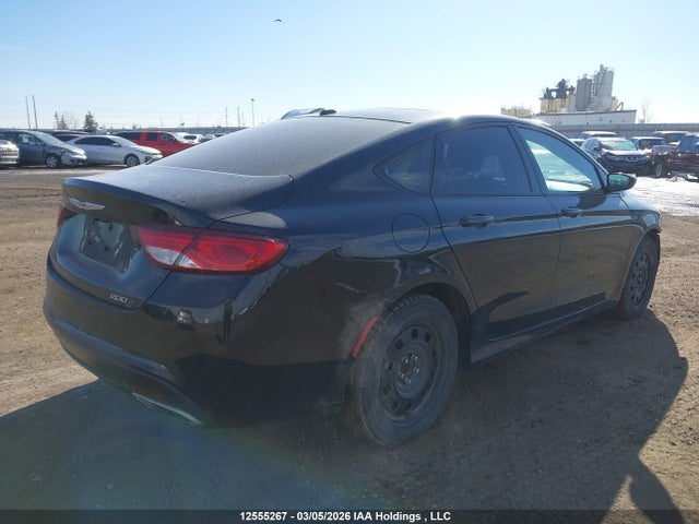 12555267 :رقم المزاد ، 1C3CCCBG2GN198064 vin ، 2016 Chrysler 200 S مزاد بيع