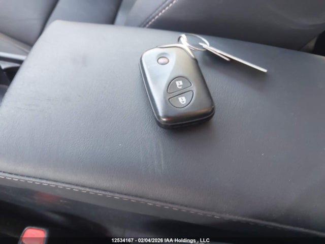 Lexus CT 200H 2017 JTHKD5BH3H2287507 Image 11
