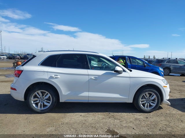 WA1ANAFY1L2101205 Audi Q5 45 Komfort