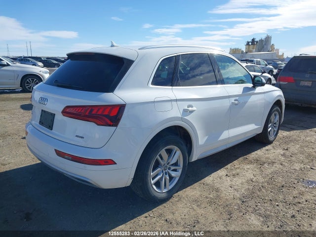 WA1ANAFY1L2101205 Audi Q5 45 Komfort