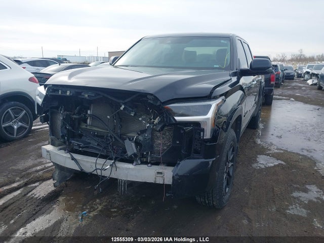2022 Toyota Tundra Limited მანქანა იყიდება აუქციონზე, vin: 5TFJA5DB4NX028778, აუქციონის ნომერი: 12555309