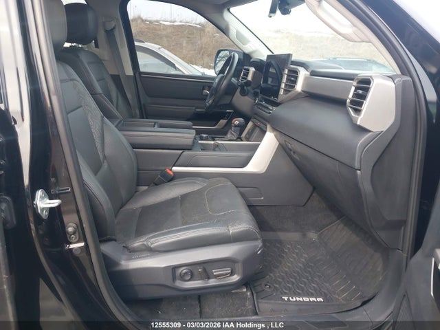 2022 Toyota Tundra Limited მანქანა იყიდება აუქციონზე, vin: 5TFJA5DB4NX028778, აუქციონის ნომერი: 12555309
