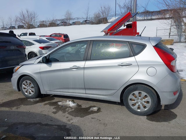 2016 Hyundai Accent მანქანა იყიდება აუქციონზე, vin: KMHCT5AE9GU238133, აუქციონის ნომერი: 12555333