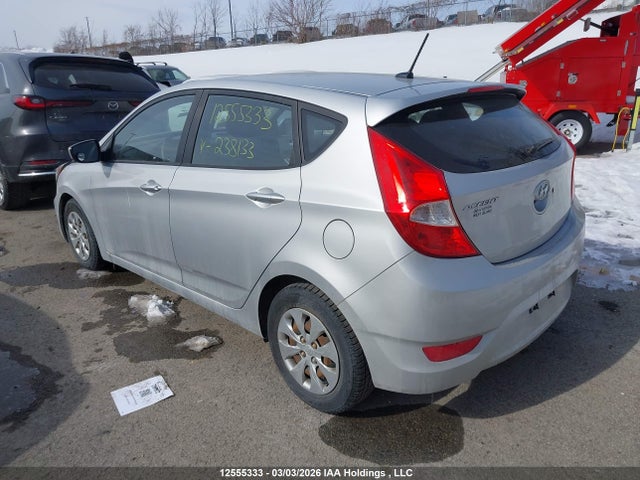 2016 Hyundai Accent მანქანა იყიდება აუქციონზე, vin: KMHCT5AE9GU238133, აუქციონის ნომერი: 12555333