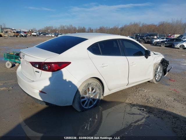 3MZBM1V74FM129385 Mazda 3 TOURING