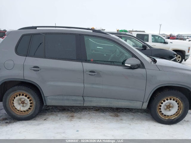 WVGJV3AX3EW528702 Volkswagen Tiguan S/se/sel/r-line