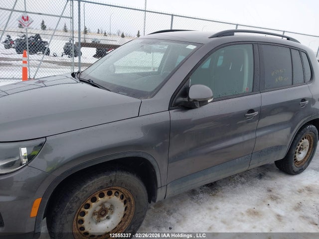WVGJV3AX3EW528702 Volkswagen Tiguan S/se/sel/r-line