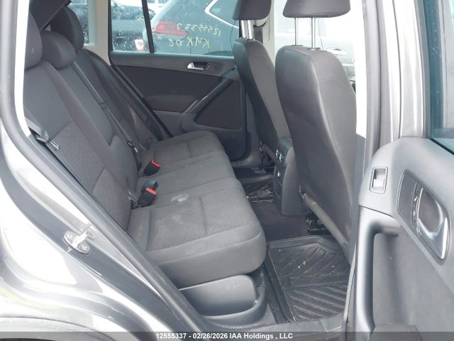 WVGJV3AX3EW528702 Volkswagen Tiguan S/se/sel/r-line