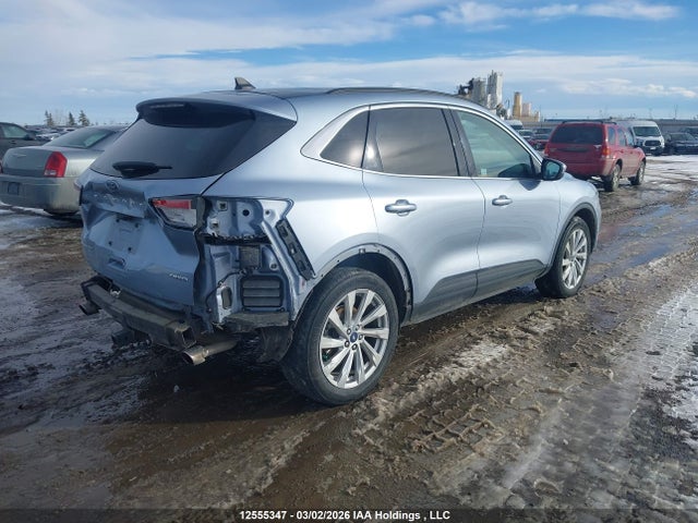1FMCU9J91NUB31808 Ford Escape Titanium
