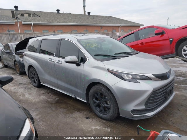 5TDGRKEC2SS281916 Toyota Sienna