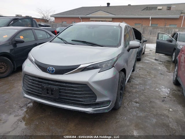 5TDGRKEC2SS281916 Toyota Sienna