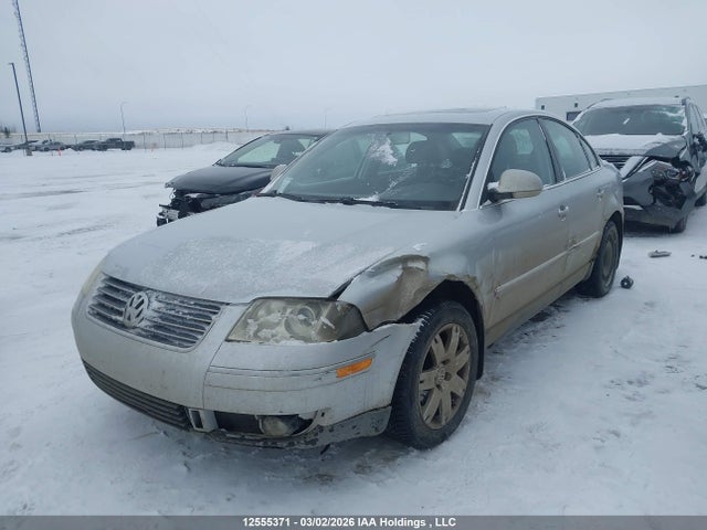 12555371 :رقم المزاد ، WVWAD63B05P055295 vin ، 2005 Volkswagen Passat Gls مزاد بيع