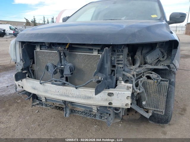 5N1DR2MM8HC900425 Nissan Pathfinder Platinum/s/sl/sv