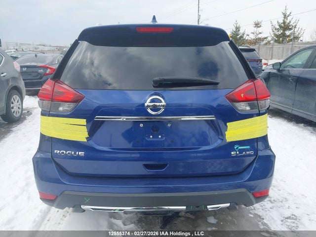 5N1AT2MV5HC810257 Nissan Rogue S/sl Platinum/sv
