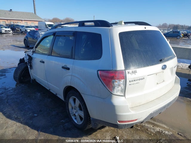 12555376 :رقم المزاد ، JF2SHCBC0CH455948 vin ، 2012 Subaru Forester 2.5x مزاد بيع