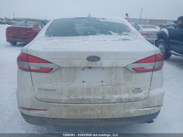 12555381 :رقم المزاد ، 3FA6P0HD9LR134156 vin ، 2020 Ford Fusion مزاد بيع