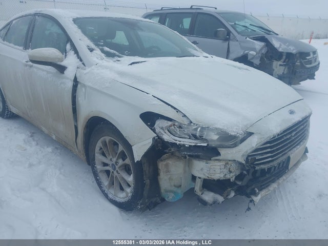 12555381 :رقم المزاد ، 3FA6P0HD9LR134156 vin ، 2020 Ford Fusion مزاد بيع