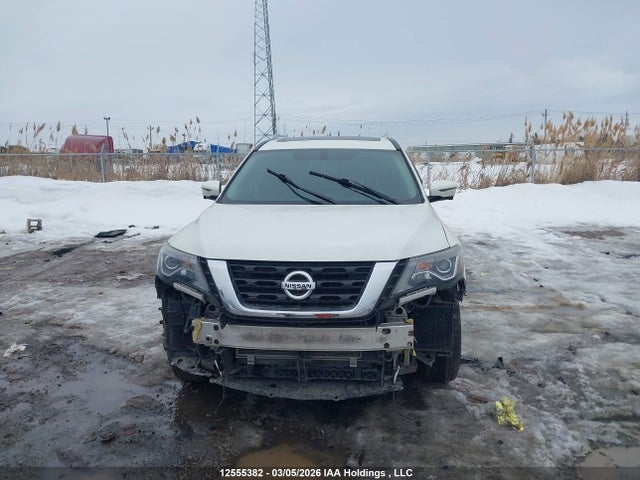 12555382 :رقم المزاد ، 5N1DR2MM3HC608231 vin ، 2017 Nissan Pathfinder S/sv/sl/platinum مزاد بيع