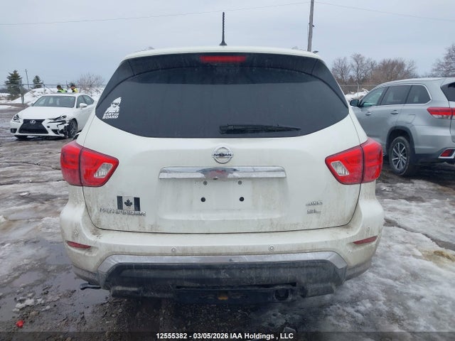 12555382 :رقم المزاد ، 5N1DR2MM3HC608231 vin ، 2017 Nissan Pathfinder S/sv/sl/platinum مزاد بيع
