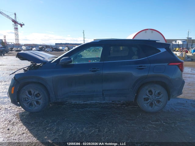 KNDEUCAAXR7520343 KIA SELTOS EX