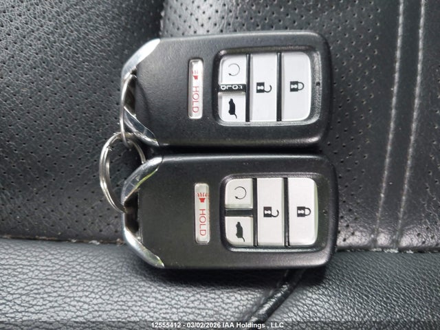 2HKRW2H82HH103852 Honda CR-V EXL