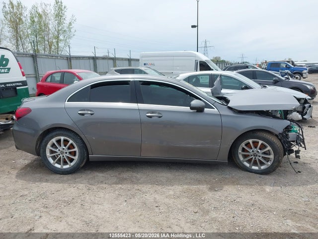 2020 Mercedes-benz A 220 4matic მანქანა იყიდება აუქციონზე, vin: WDD3G4FB7LW041225, აუქციონის ნომერი: 12555423