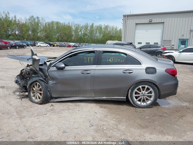 2020 Mercedes-benz A 220 4matic მანქანა იყიდება აუქციონზე, vin: WDD3G4FB7LW041225, აუქციონის ნომერი: 12555423