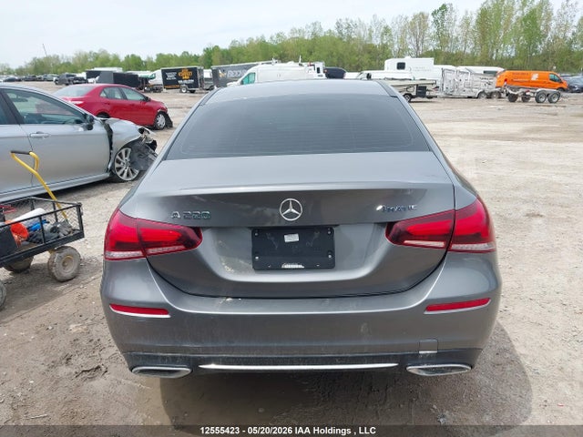 2020 Mercedes-benz A 220 4matic მანქანა იყიდება აუქციონზე, vin: WDD3G4FB7LW041225, აუქციონის ნომერი: 12555423
