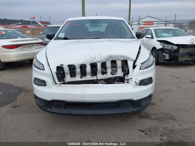 1C4PJLAB2HW640071 Jeep Cherokee Sport