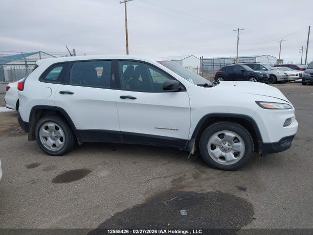 1C4PJLAB2HW640071 Jeep Cherokee Sport