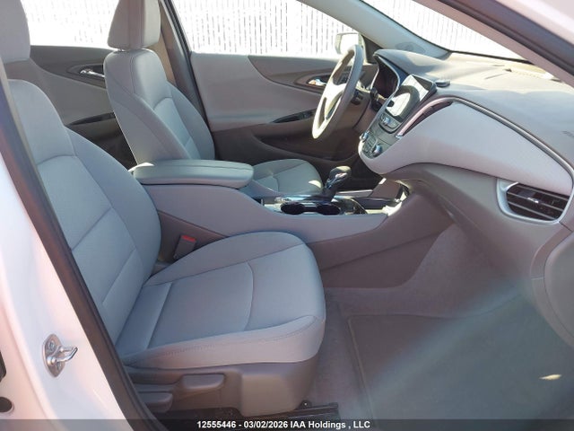 1G1ZD5ST6RF221928 Chevrolet Malibu